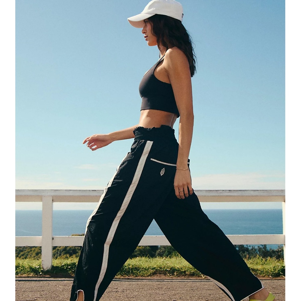 Free People FP Movement Champ is Here Pant NWOT - Picture 2 of 6